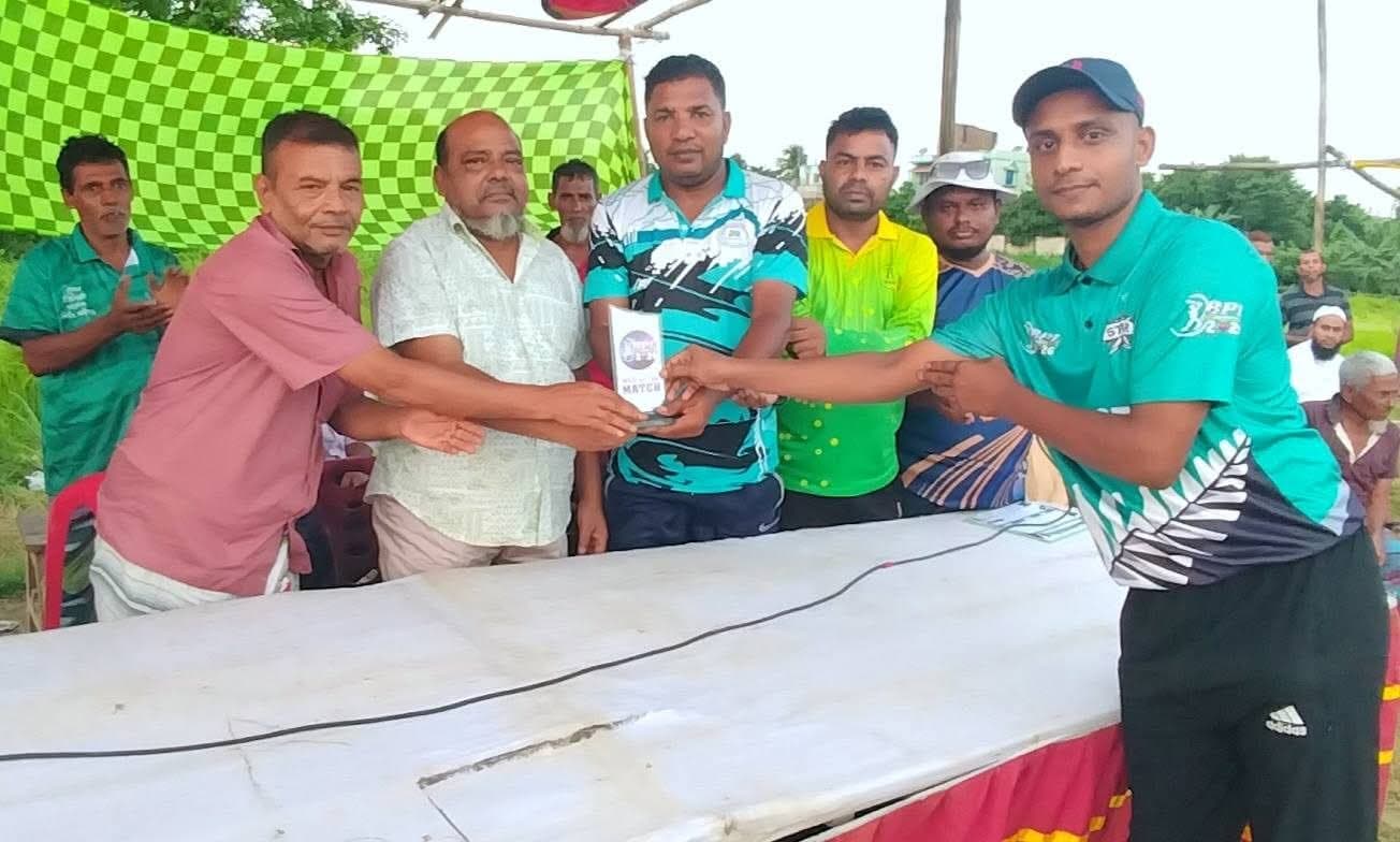 মাদকের বিরুদ্ধে লড়াইয়ে ক্রিকেট মাঠ: বালীগাঁওয়ে জমজমাট লড়াইয়ে জয়ী ইয়ংস্টার দল