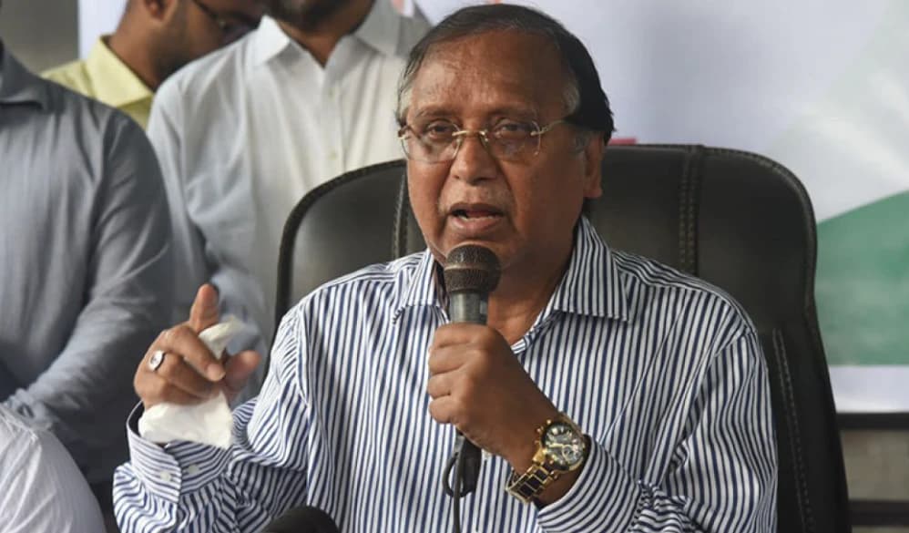 সিল ছাড়া মাংস বিক্রি করলেই দোকান বন্ধ ও জরিমানা, কঠোর নির্দেশ ডিএসসিসি প্রশাসকের