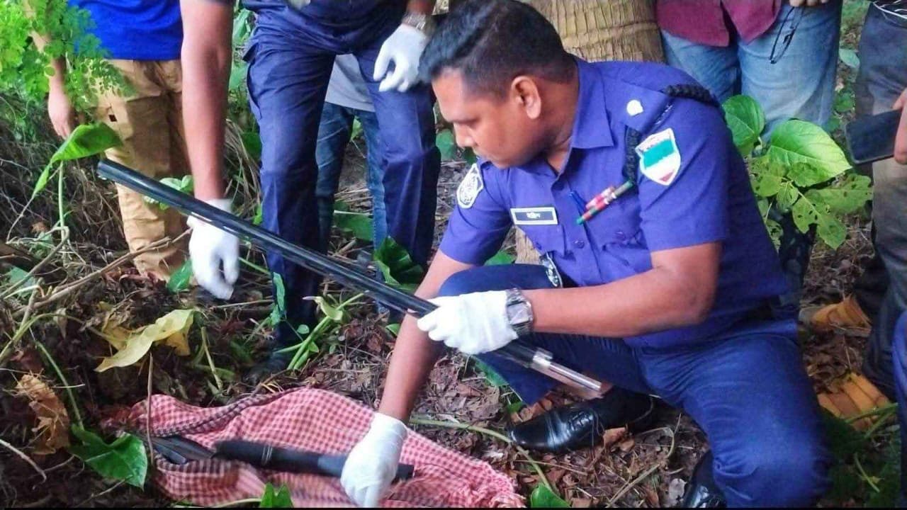 মৃত মেয়ের শরীর নিয়ে অ্যাম্বুলেন্স চালকের অমানবিক চেষ্টা, হাতেনাতে ধরলেন শোকাতুর মা!