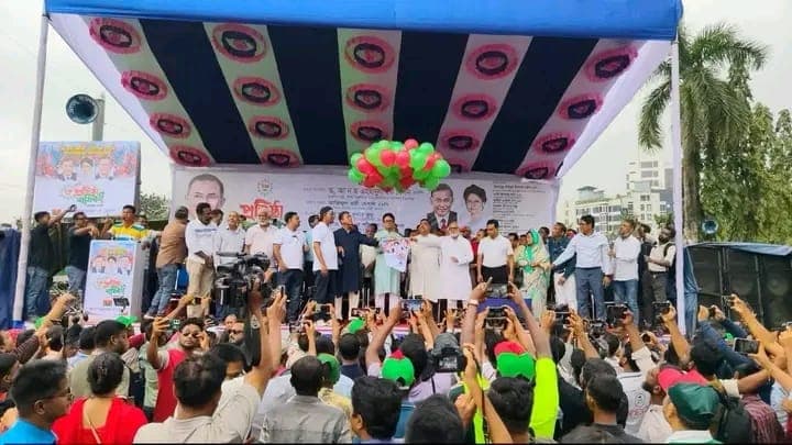 মন্ত্রী ও সংসদ সদস্যদের উপস্থিতিতে খুলনায় বিএনপির ৪৮তম প্রতিষ্ঠাবার্ষিকীর জমকালো আয়োজন