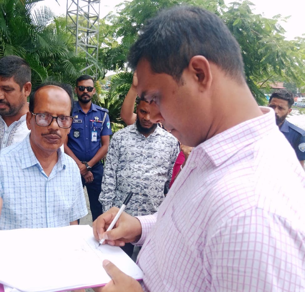 নবীনগরে তিতাস নদী ভরাট, ফরিদ মিয়াকে ২ লাখ টাকা ও ১৫ দিনের আল্টিমেটাম