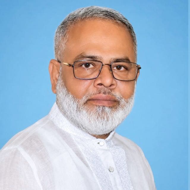 একমাত্র সন্তানের গুম ও ৩৭ মামলার বোঝা, তবু কর্মীদের ঢাল হয়ে দাঁড়িয়েছেন বাবলু ভাই
