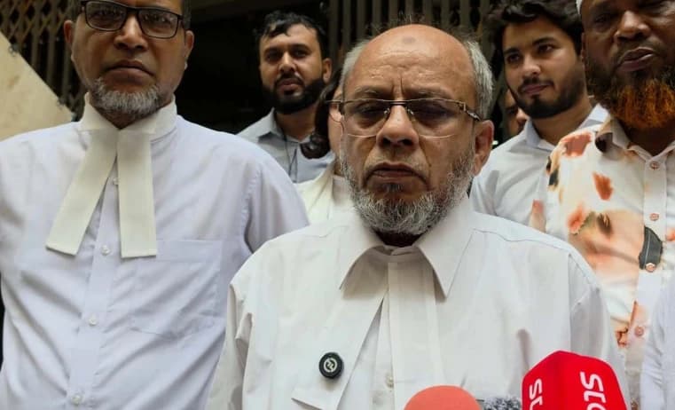 ‘আমার ছেলে জুলাইযোদ্ধা’, রিমান্ডে যাওয়া ছেলের জন্য আদালতে আকুতি বাবার