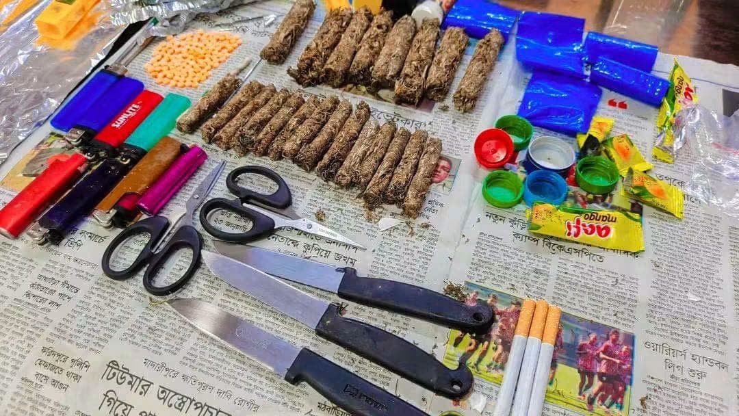 রাজাপুরে ইয়াবা-গাঁজাসহ আটককৃত ৫ জনকে দেড় বছরের কারাদণ্ড, লাখ টাকা জরিমানা