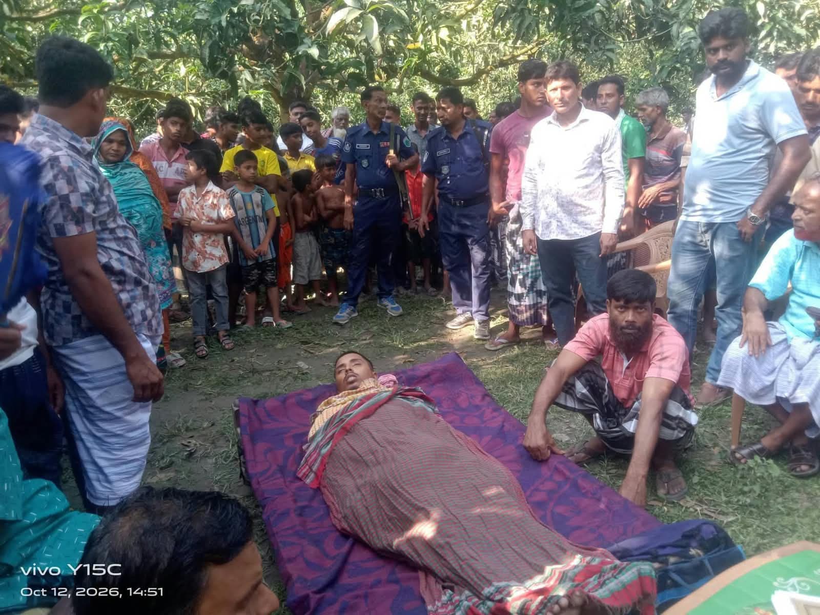 ভোলাহাটে মানসিক ভারসাম্যহীন যুবকের মৃত্যু মরদেহ উদ্ধার